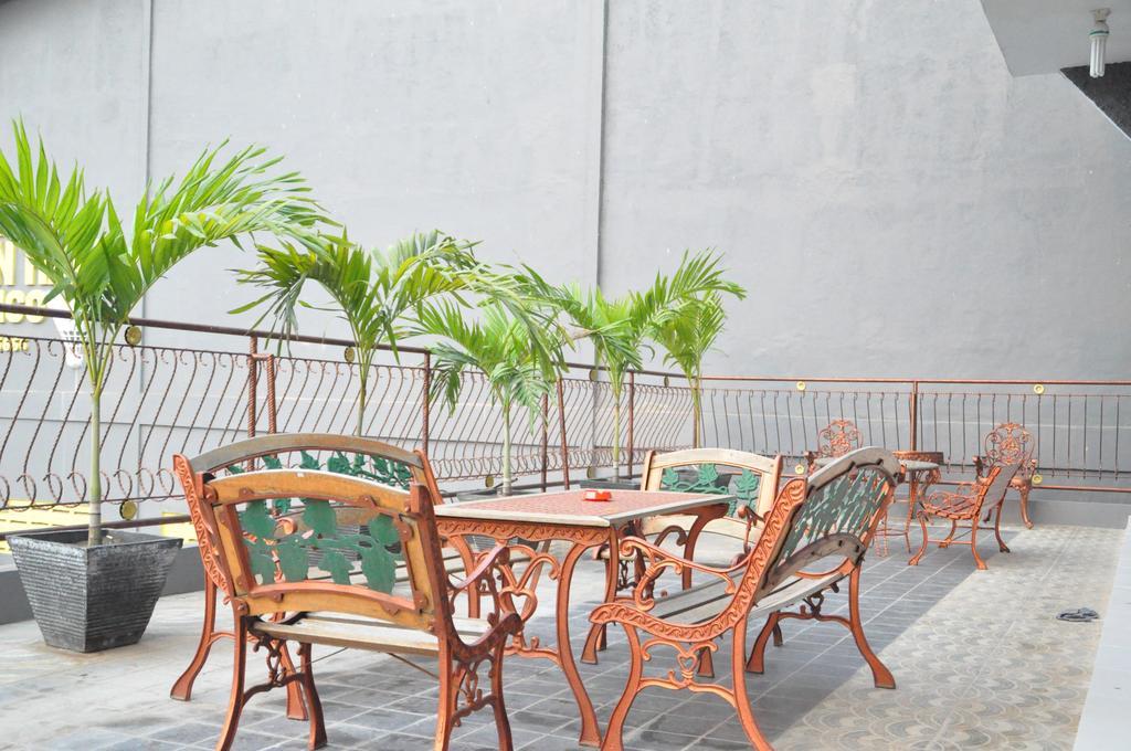Flamengo Hotel Banten Екстериор снимка